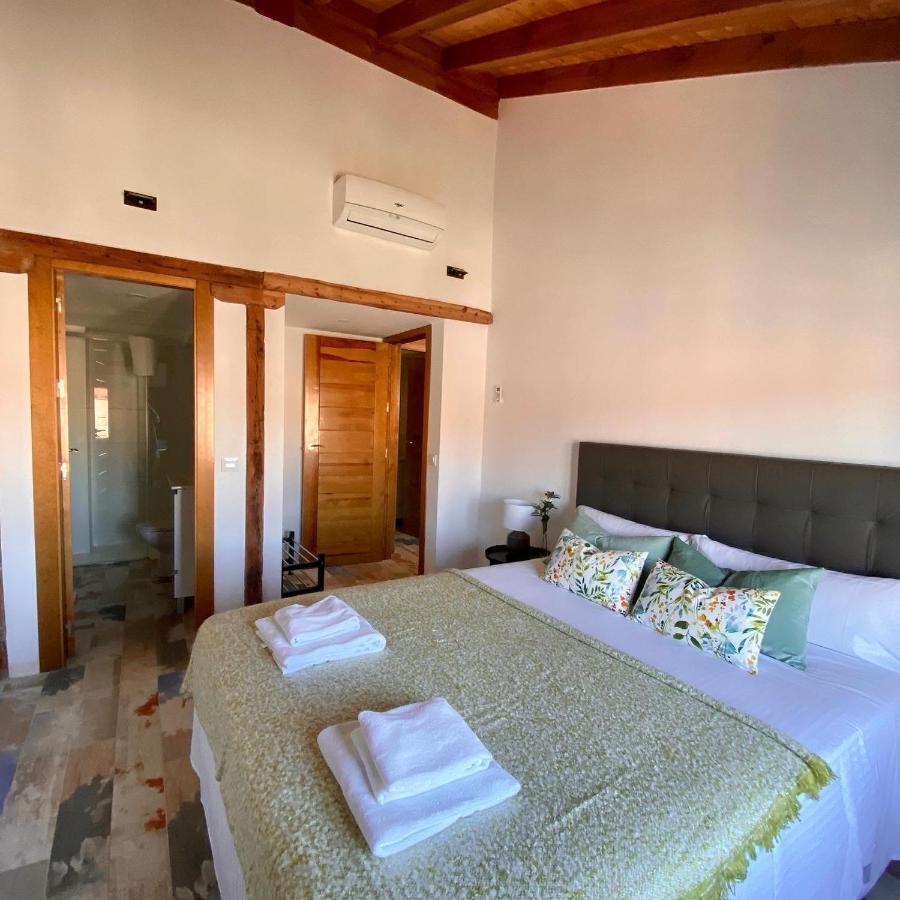 Apartamentos Ejemplares Алькала-де-Энарес Экстерьер фото